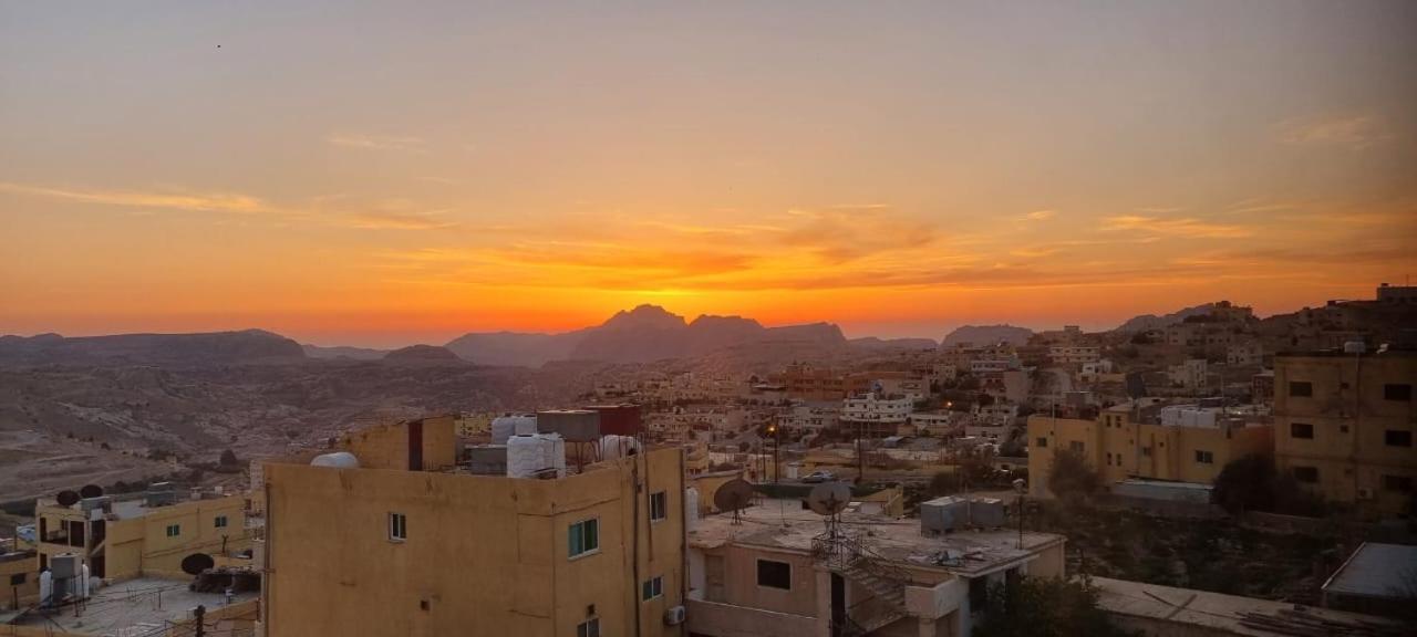 Petra Sunset Bed & Breakfast Bed and Breakfast Wadi Musa Exterior foto