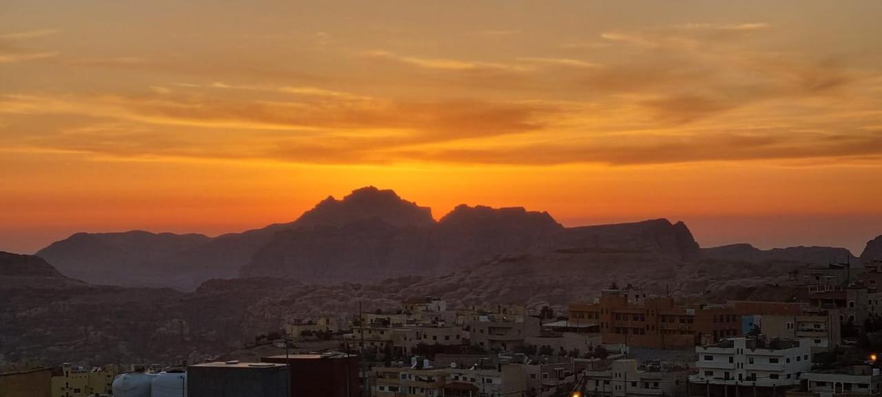 Petra Sunset Bed & Breakfast Bed and Breakfast Wadi Musa Exterior foto